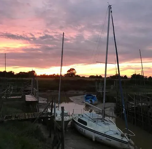 La Rosaire Lejlighed